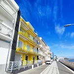 Yellow Dream Aparthotel Torre Melissa