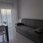 Aparthotel Yellow Dream 4*