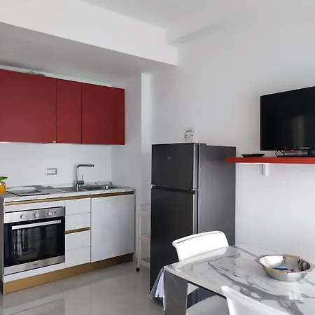 Hotel apartamentowy Yellow Dream Torre Melissa