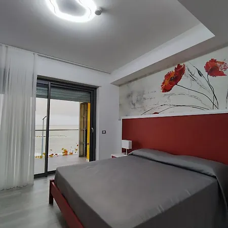 Yellow Dream Hotel apartamentowy 4*