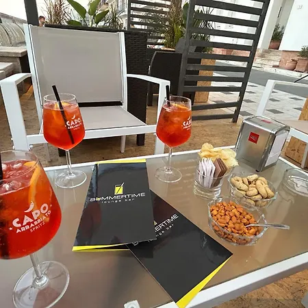 Yellow Dream Hotel apartamentowy Torre Melissa