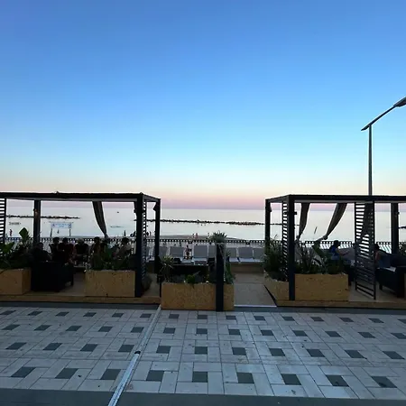 Yellow Dream 아파트호텔 토레 멜리사