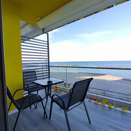 Yellow Dream Lejlighedshotel 4*